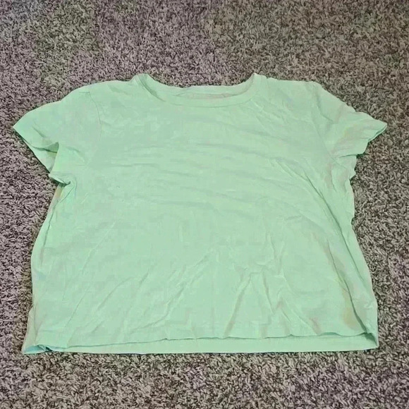 Lime Green Crop Tee - Picture 2 of 4